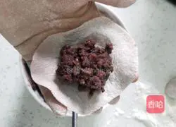 Illustration of how to make red bean and purple sweet potato buns 16