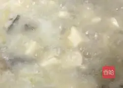 Illustration of how to make dragon head fish tofu soup 11