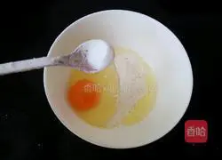 Illustration of how to make mint egg pancake 4