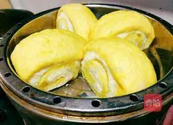 Illustration of how to make sugar-free two-color steamed buns 15