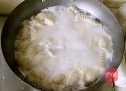 Pork and leek dumplings recipe 22