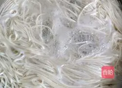 Illustration of making fried noodles 11