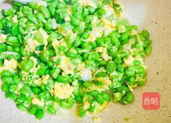Illustration of how to make scrambled eggs with edamame 5