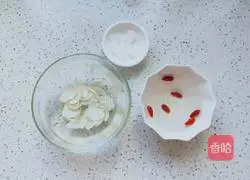 Illustration of how to steam yam with rock sugar lily 2