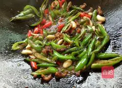 Illustration of how to make stir-fried pork 11