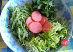 Illustration of how to make vegetable noodles 5