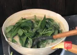 How to cook preserved egg with bean dregs Illustration 11