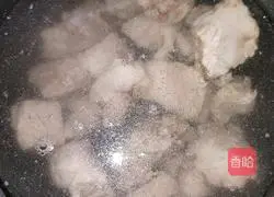 Illustration of how to make spareribs soup 3