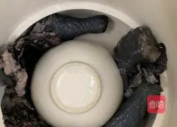 Anhydrous Korean Ginseng Stewed Black-bone Chicken (Minnan Dripping Soup) Recipe Illustration 5