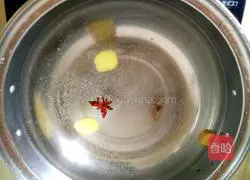 Illustration of how to stew big bones with white radish 7