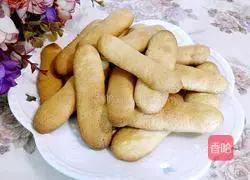 Illustration of how to make finger biscuits 12