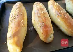 Illustration of making homemade sausage and hot dog 9