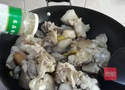 Illustration of braised pig's feet 5