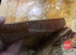 Illustration of how to make taro pork belly 5