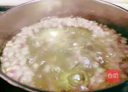 Banana Illustration of how to make pomegranate forget-me-nots 4