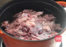 Illustration of how to make radish stewed with mutton 2