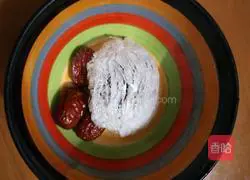 Illustration of how to make red dates and bird's nests 1