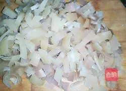 Illustration of how to make three-color pig skin jelly 4