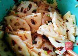 Cold spicy lotus root slices Practice illustration 8