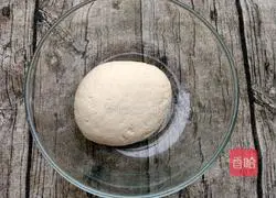 Illustration of how to make fried rolls 4