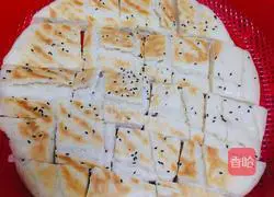 Illustration of how to make sesame dough cake 4