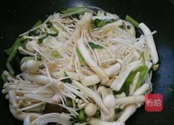 Three fresh soup recipes 8