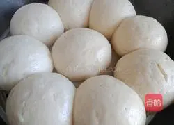Illustration of how to make steamed buns 19