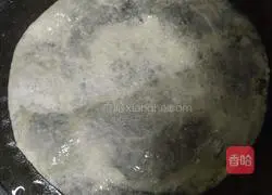 Illustration of how to wrap eggs in spring cakes 2