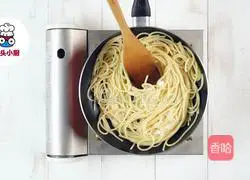 Ultra-low-fat white sauce mushroom pasta recipe 5