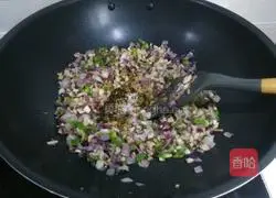 Illustration of how to make Mushroom and Glutinous Rice Shaomai 15