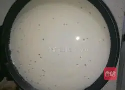 Illustration of how to make green onion and egg pancakes 4