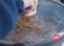 Illustration of how to make Hua Mei Short Ribs if you want to have a meal 9