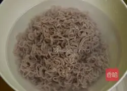 Illustration of how to make shrimp paste fried noodles 2