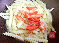 Illustration of how to make cumin potato chips 6