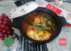 Illustration of how to make sour soup noodles 8