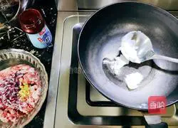 Illustration of how to make radish and meat buns 4