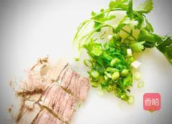  Illustration of how to make beef rice noodles 1