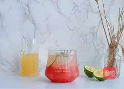 Illustration of how to make salty carambola juice, watermelon and lemon drink 8