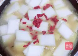 Winter Melon, Coix Seed and Crucian Carp Soup Recipe Illustration 13