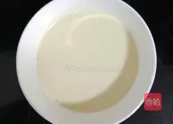 Illustration of how to make millet egg pancake (baby food supplement) 6