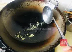 Sea Vegetable Shredded Pork Soup Recipe Illustration 3