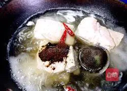 Illustration of braised pork belly 9