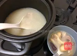 Isinglass Abalone and Spare Ribs Soup Recipe Illustration 6