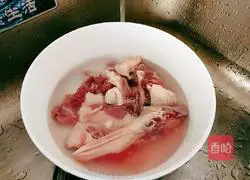 Bigfoot Fungus Yam Duck Illustration of how to make broth 4
