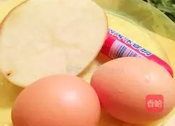Illustration of how to make wavy egg buns and mashed potatoes 1