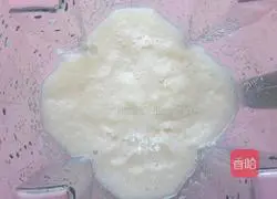 Illustration of how to make pear and passion fruit juice 7