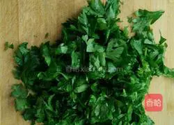 Celery Leaf Egg Pancake Recipe Illustration 2