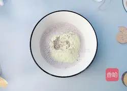 Illustration of how to make flower-shaped steamed buns for baby food supplement 3