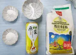 Illustration of how to make crispy fried dough sticks 1