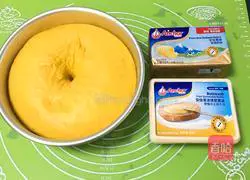 Illustration of how to make pumpkin puree meal packs 14